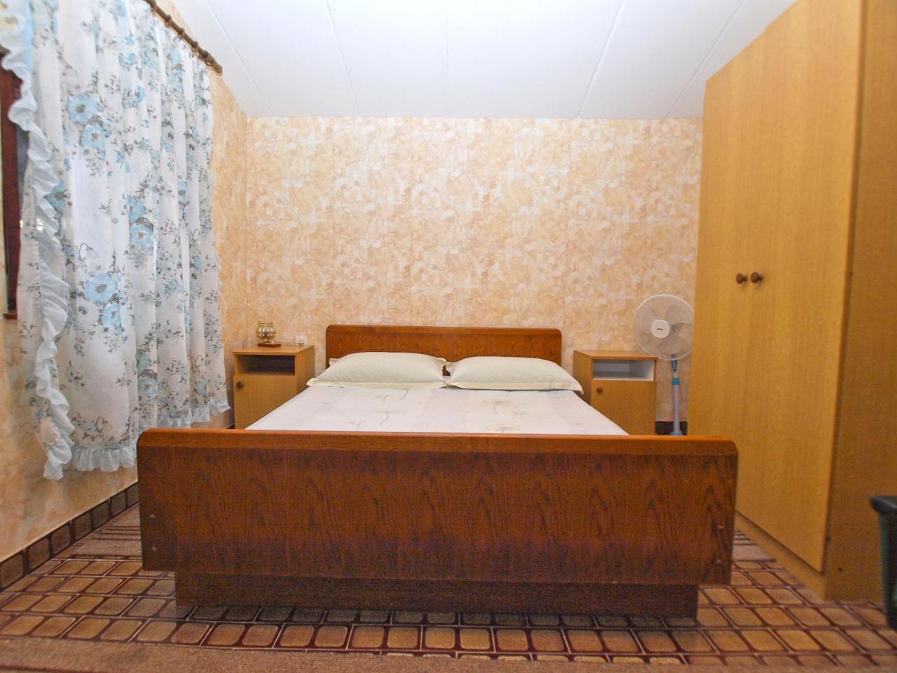 Rooms Antun 1238 Medulin Buitenkant foto