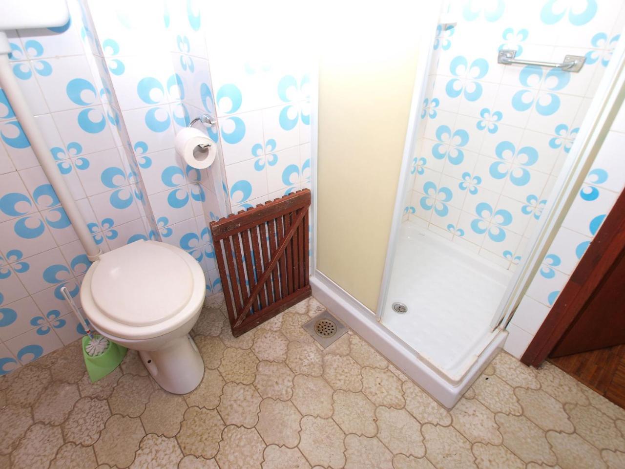 Rooms Antun 1238 Medulin Buitenkant foto
