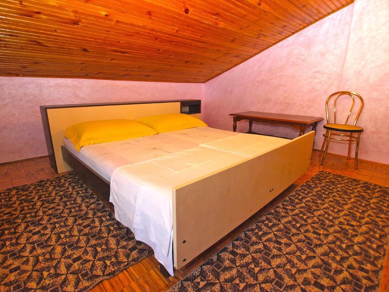 Rooms Antun 1238 Medulin Buitenkant foto