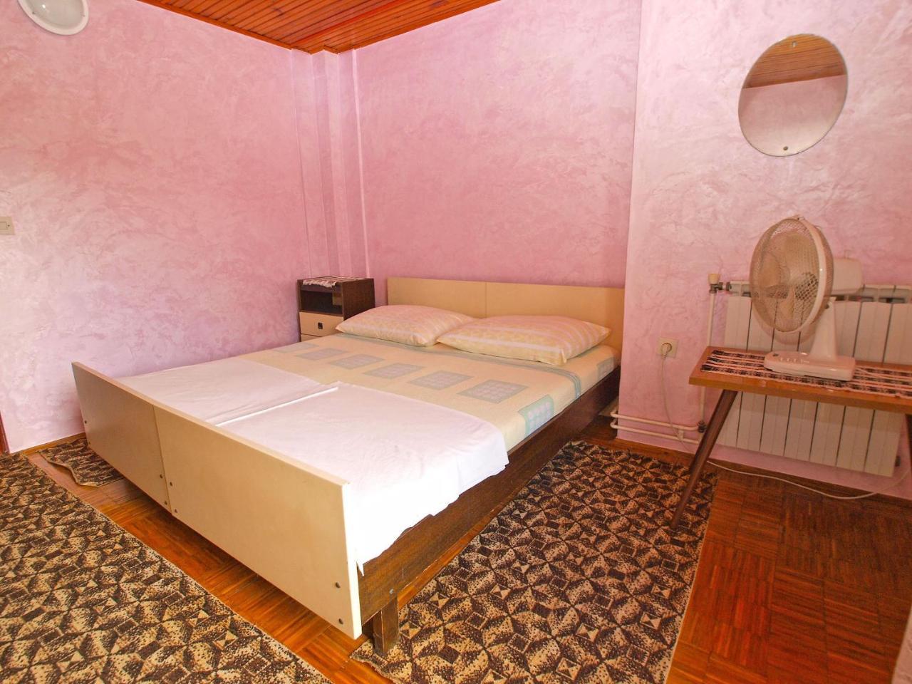 Rooms Antun 1238 Medulin Buitenkant foto