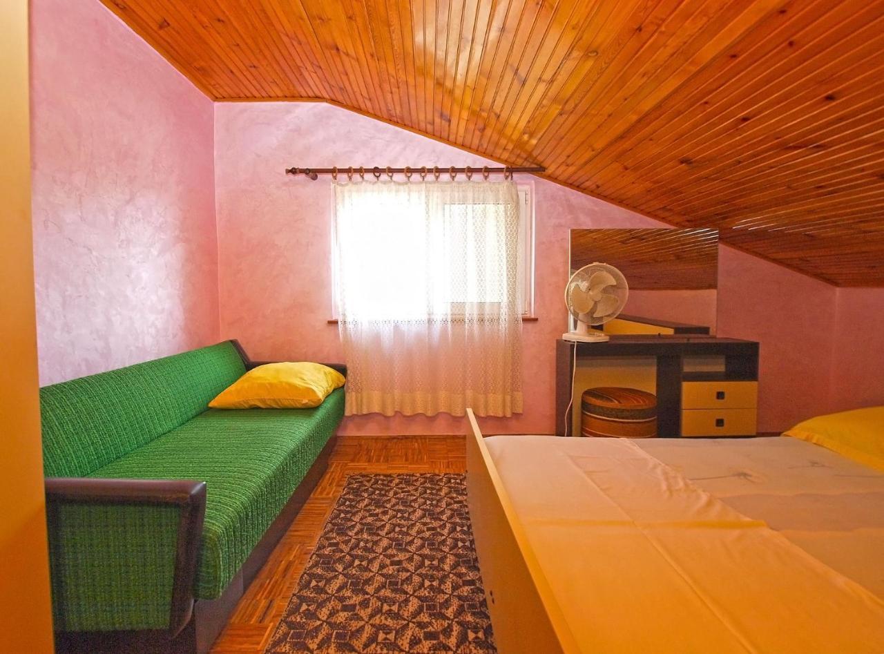 Rooms Antun 1238 Medulin Buitenkant foto